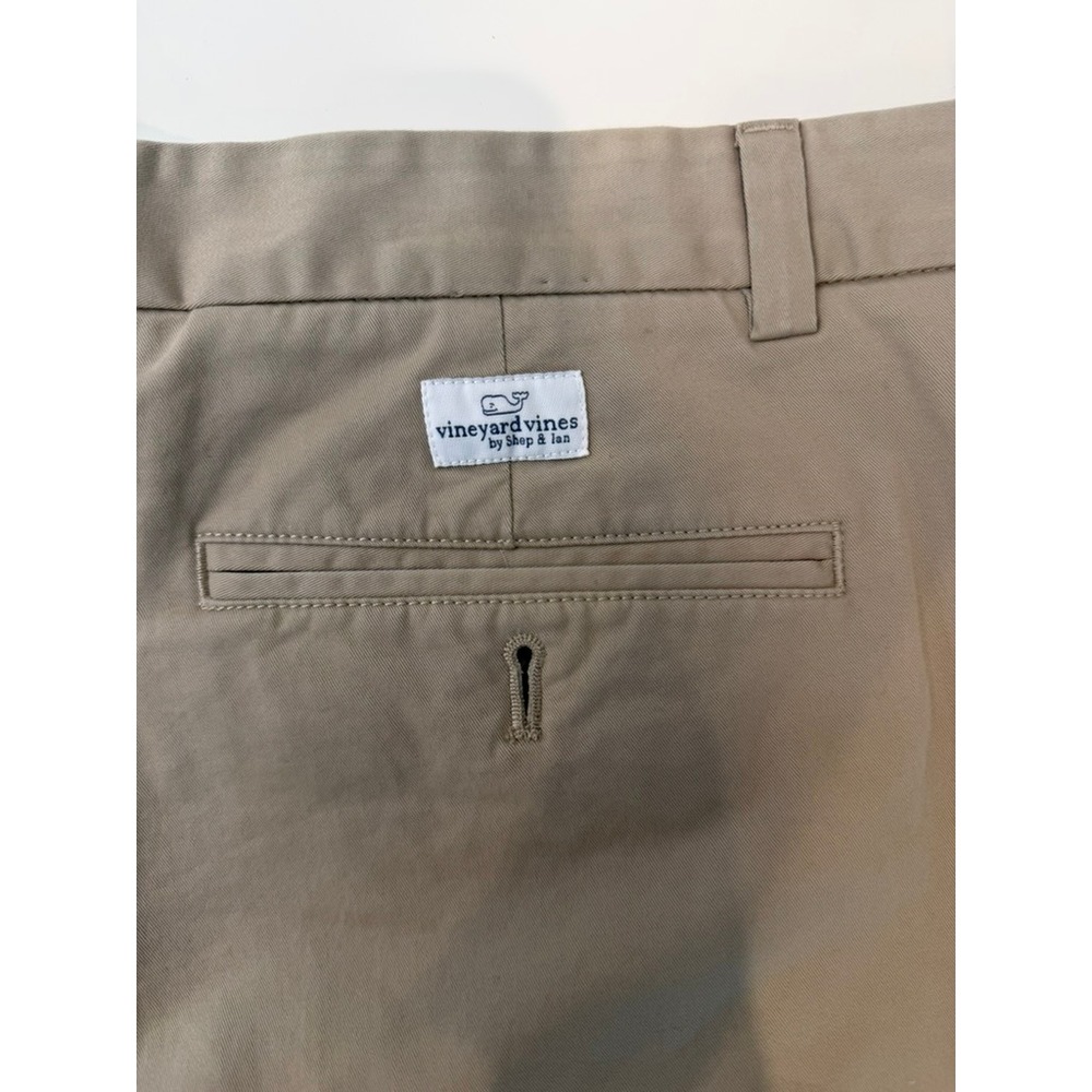 Vineyard Vines Mens Classic Flat Front Khaki Short 7 inch Seam Cotton/Spandex 36 - Picture 6 of 8